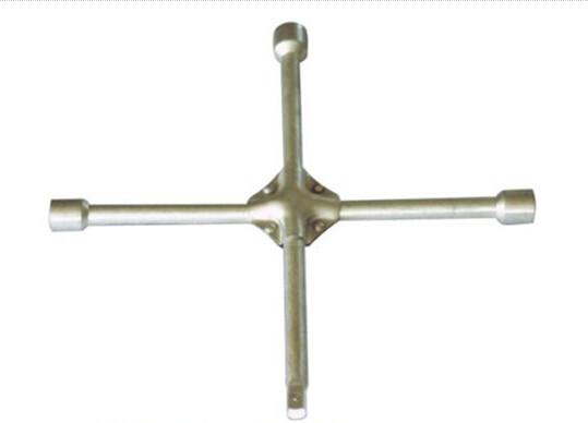 Heavy Duty 4 Way Cross Wrench Chrome Plated Drop Forged Steel Material