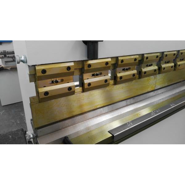 Amada color DA52 High Accuracy 305 Stainless Steel Sheet Metal Press Brake Machine