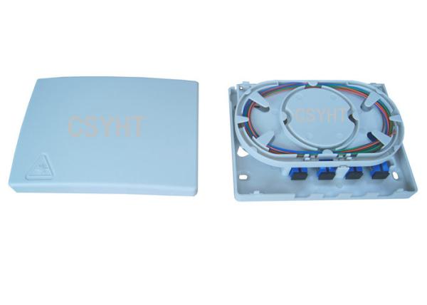 Indoor fiber optic terminal box 4 ports with SC adapters FTTH box wall mount box 4 fibers