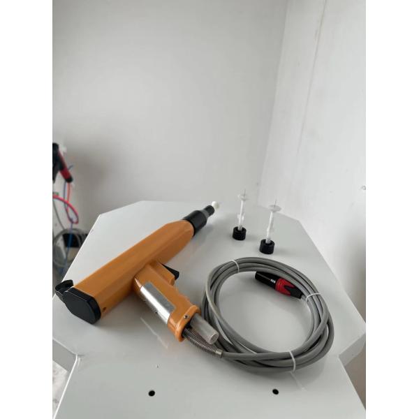 Pistolet à pulvérisation électrostatique pour les besoins de revêtement de précision