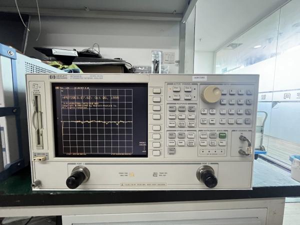 20 GHz  VNA Vector Network Analyzer S Parameters HP Agilent 8720ES