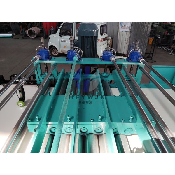 1300mm Feeding Width Stainless Steel plate leveling machine 15-25M/min Output Speed