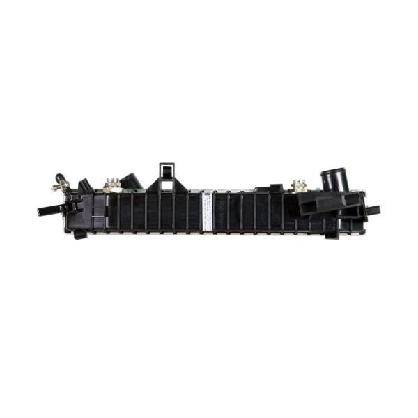 Saab 9-3 YS3F 2.8 Turbo V6 Sistema de refrigeração de automóveis Radiador de alumínio e tanque de água de plástico