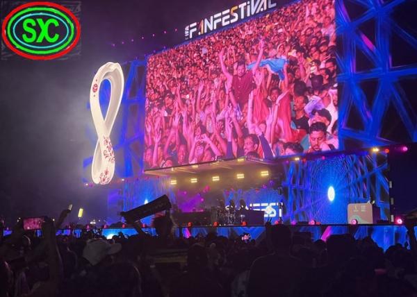 COB P2.5Suspended LED Display Die-Cast Aluminum Cabinet 40000 Points/Square Meter