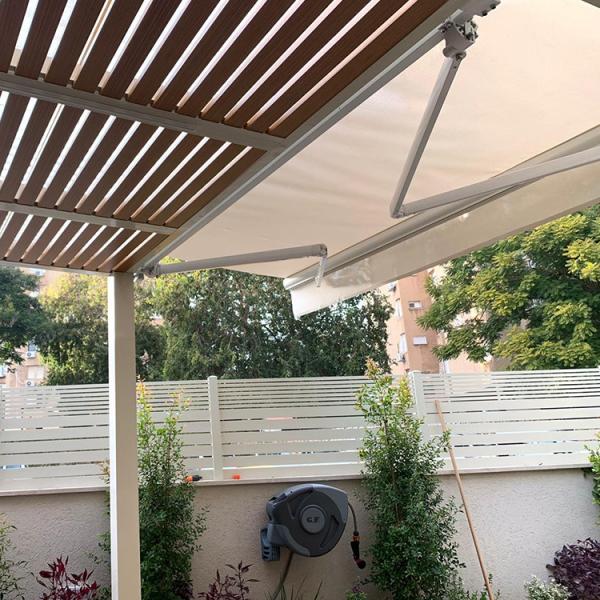 OUTDOOR FOLDING AWNING Customized Aluminum Alloy Full Cassette Motorized Retractable Side Awning