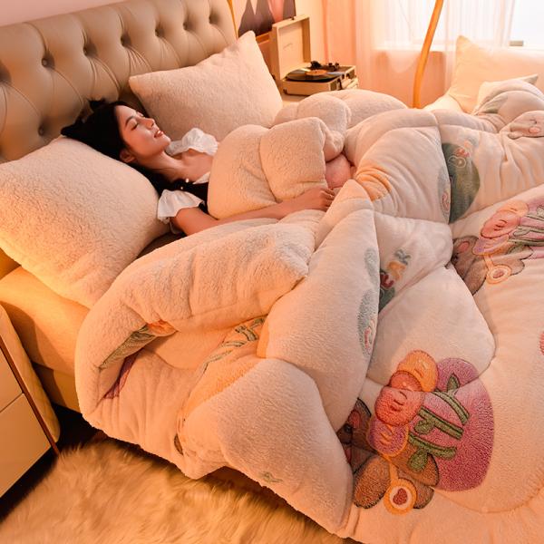 Набор постельного белья по индивидуальному заказу с утолщенным теплым одеялом из баранины и индивидуальным логотипом