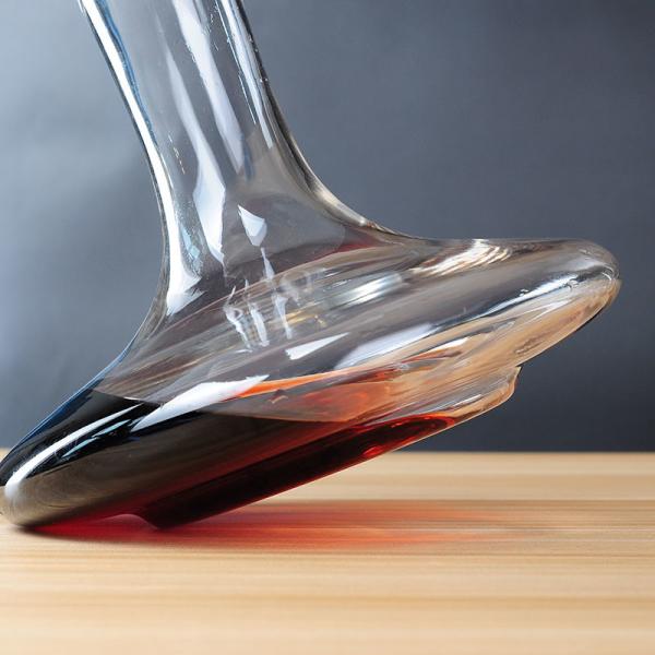 1800ml 60Oz Round Wine Decanter Bottle Effortless Pours With Oblique Mouth