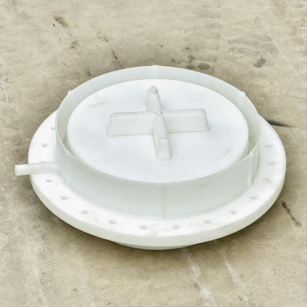 Chemical Tank Truck Full Plastic Manhole Cover with -40°- 70° Design Temperature