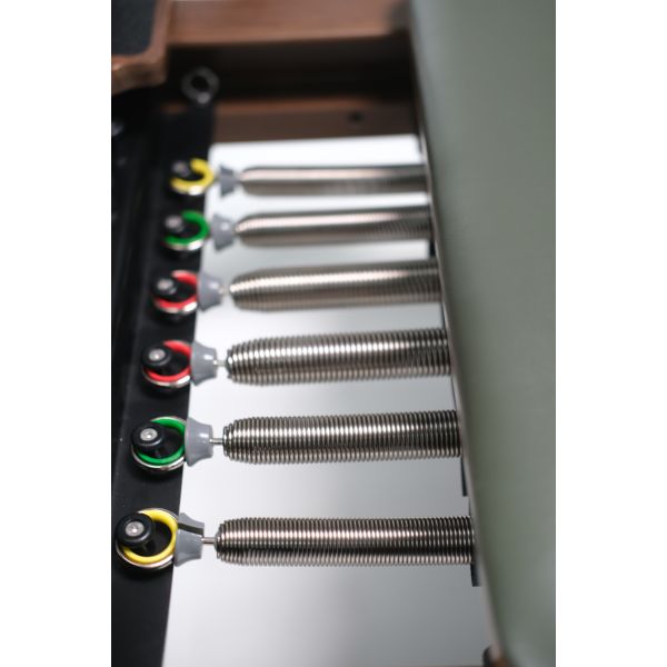 Compact Metal Pilates Reformer U+PL025G Connected Agile Certified 2310 × 730 × 865 mm