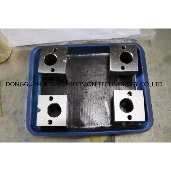 Материал 60HRC частей SUS440C ELMAX машины впрыски ядра пластиковый