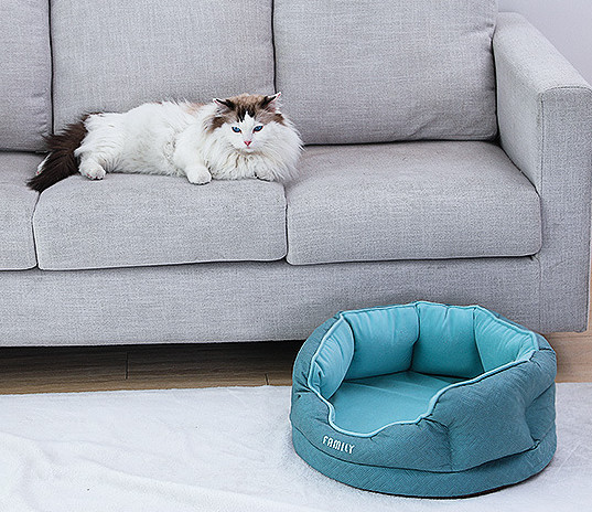 Oval Geometric Cat Bed For Big Cats For Indoor Big Cats Or Small Dogs