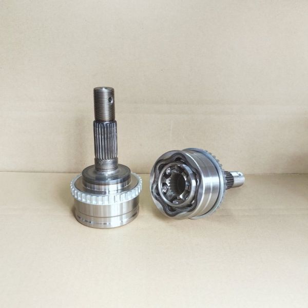 KAWA 2910-DIVF OUTER CV JOINT 26X70.5X29 LAND ROVER LR060382 3.08