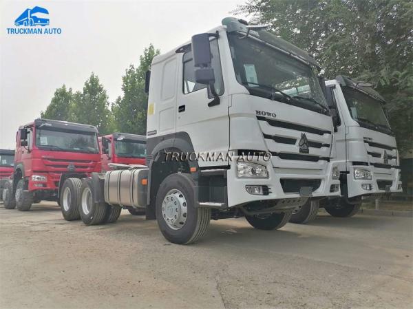 SINOTRUK HOWO 371HP Trailer Truck Head With 315/80R22.5 Tire