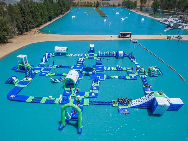 Lake Inflatable Water Games For Adults / Bouncia Water Inflatable Park Manufacturer