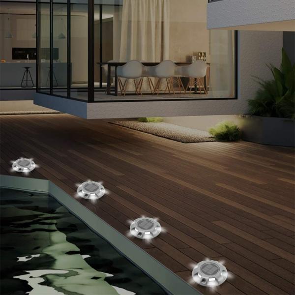 Waterproof Rating IP68 and White Outdoor Solar Light for Outdoor