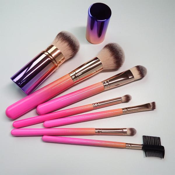 Skin Friendly Cosmetic Makeup Brush Set 7pcs Bristle Gradient Retractable