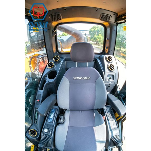 HX405L 40 Ton Mining Excavator L9 Engine 1.9m³ Rock Bucket For Quarry Loading Equipment