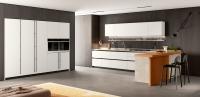 Armoires de cuisine en laque blanche sur mesure Système de cuisine moderne en forme de L