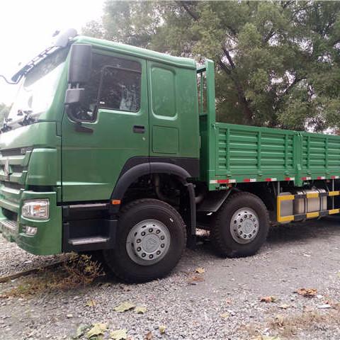 Long Distance Cargo Transport Truck 8x4 With Single Line Air Assisted Brake System