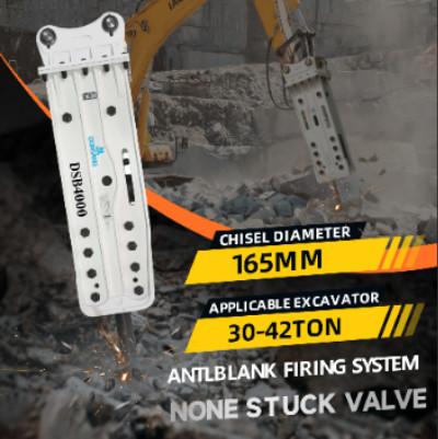 Excavateur de remise en forme de broyeur à marteaux hydraulique avec châssis