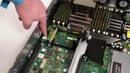 Dell PowerEdge R740 Rack Server Intel Xeon Gold 5122 3,6 ГГц процессор и 8 ГБ памяти