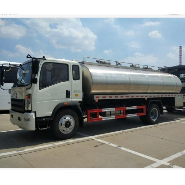 Hot Sale New HOWO 4x2 LHD RHD 12000Liters Food Grade Milk Tanker Truck