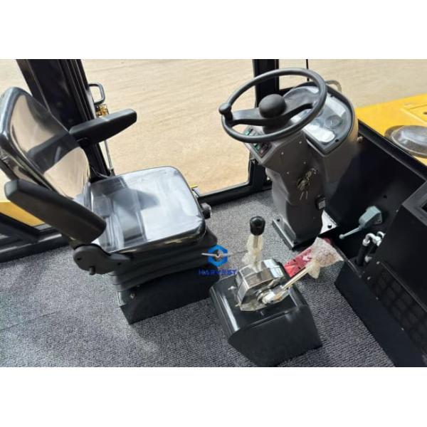 Продается в Филиппинах 16 тонновая пневматическая дорожная шина LTP1016H