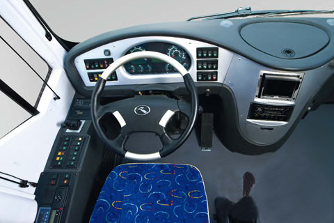 2013 Year 36 Seat Used Coach Bus Kinglong Brand With Diesel Cummins Engine