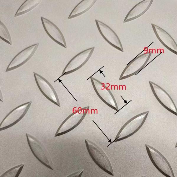 SS316 3mm Thick Chequered Plate Hot Rolled Formed Tread No.1 / Mill Finish
