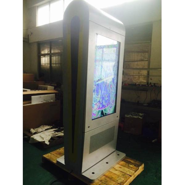 Rustproof HD Floor Standing window digital signage Outdoor With Wheels For Supermarket