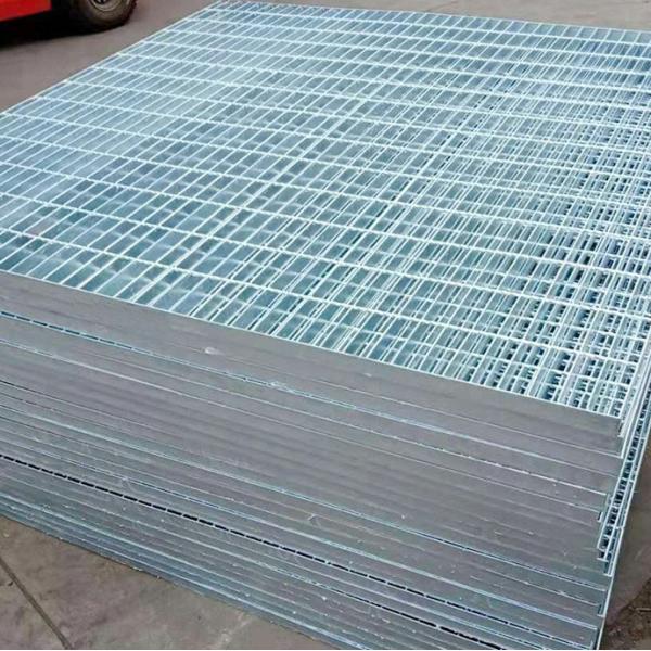 Serrated Stainless Steel Grating with 6x6mm Cross Bar