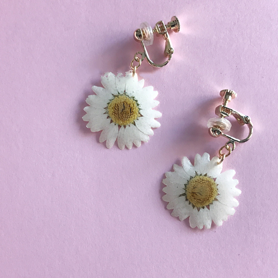 3 Days Quick Delivery Whole Sale Daisy World Spanish Style Earrings Clip With Real Daisy
