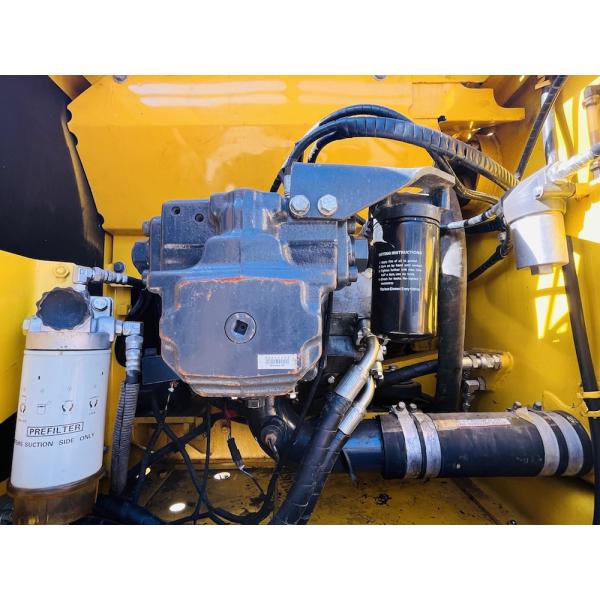 Original Used Komatsu Excavator PC200-8 Secondhan Crawer Excavator PC200-7 PC220-8