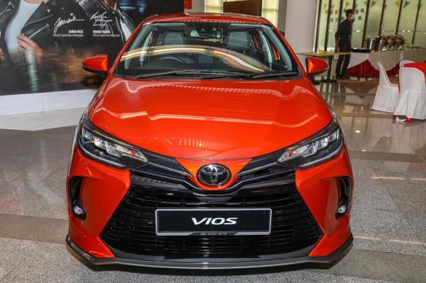 Sedan médio dos carros elétricos 190km/H Max Speed FWD 5 Seater de Toyota Vios