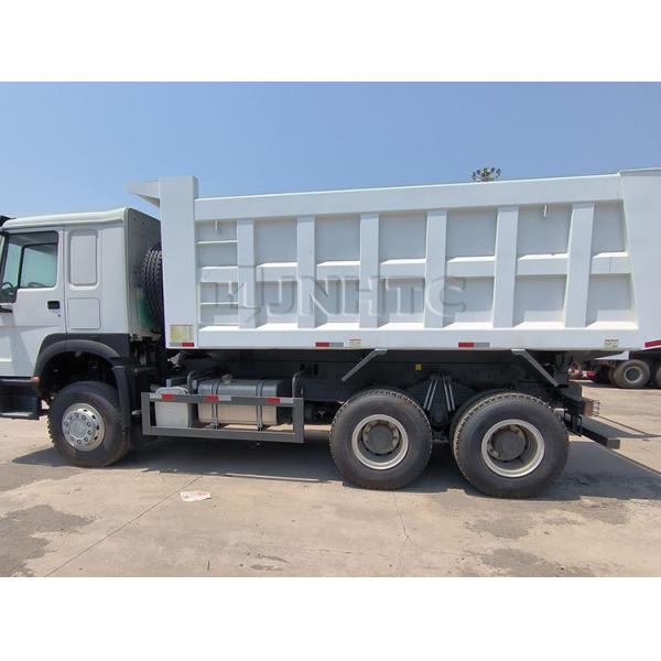 336 лошадиных сил HOWO Дампер 6x4 Приводный колес