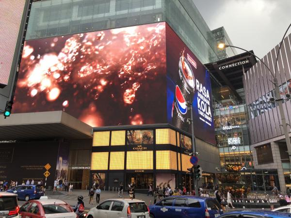 AC110-220V P6.4 Outdoor LED Advertising Display , Die Cast LED Advertising board 1/4 Scan