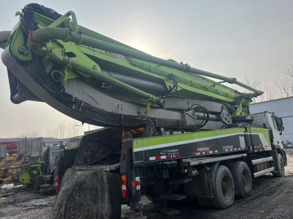 Used 2018 Mercedes-Benz Chassis 49m Concrete Pump Truck Semi-Dry Shotcrete Type Maximum Cloth Height 48.7M