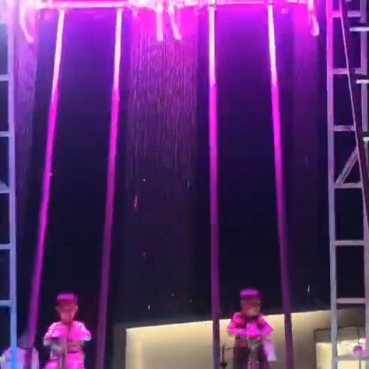 Дизайн цифрового водяного штора с настраиваемым напряжением