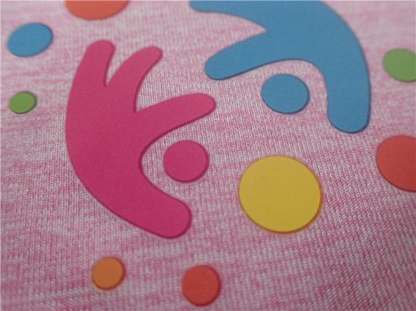Étiquettes de vêtements à transfert thermique durable Pinceau Points Logo coloré 3D