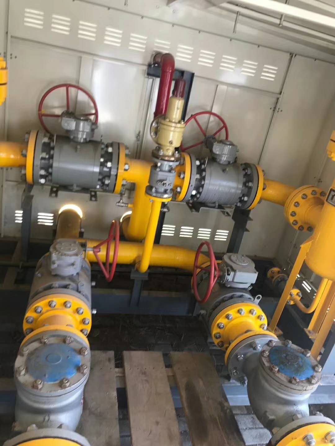 Литое железо фланца шарикового клапана размера DN250 API 598 жизнерадостное усаженное