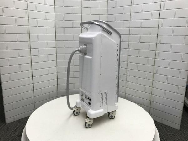 High quality even energy output vertical 808 diode laser bikini line hair removal machine