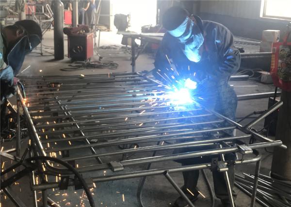 32mm wall thickness 1.00mm Crowd Control Barriers For United Kingdom Market Pre-galvanized