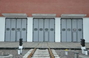 Aço galvanizado Portas dobráveis industriais Portas de estações de manutenção da