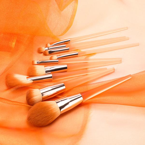 PBT Hair Top Makeup Brush Gift Set With Triangle Shaped Frosted Plastic Handle