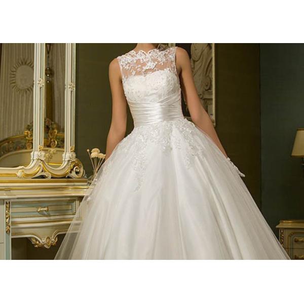 Over Knee Short Short Fitted Wedding Dress White Sleeveless With Buttons