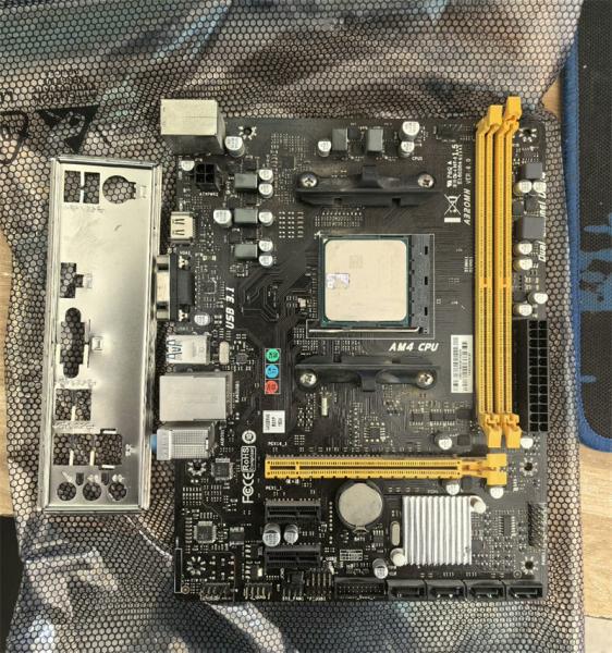 A320MH personnalisé pour biostar AM4 DDR4 64G SATA3 * 4 USB3.1 M-ATX Bureau A320 carte mère Fast Ship de haute qualité