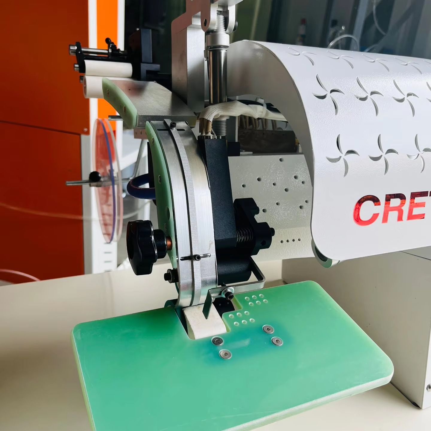 Bonding Sportwear Machine Series