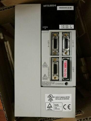 Lecteur servo 2KW 11A 200-230V 50/60HZ à C.A. de Mitsubishi MDS-B-SVJ2-20 NOUVEAUX