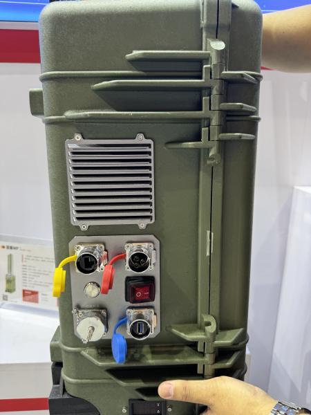 フルバンドアンチドローンジャマー 900MHz 1.5GHz 2.4GHz 5.8G ポータブルドローンジャマー