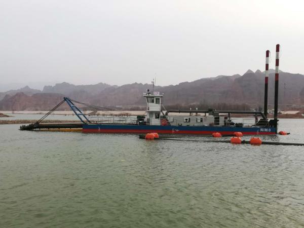 YSCSD300 14 M Spud Length WN250 Cutter Suction Dredger Navio para dragagem de areia de 10 M
